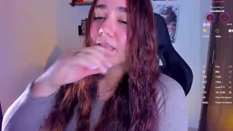 Snapshot of isarhodes_ chatting on 31, 10, 2025 Isa online show from 31, 10, 2025