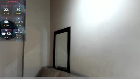 Snapshot of isasanders chatting on 30, 11, 2025 I S A S AN D E R S online show from 30, 11, 2025