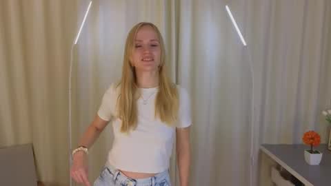 Olivia online show from 25, 11, 2025