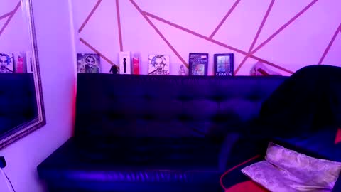 Snapshot of ise_lunny chatting on 14, 11, 2025 isabela online show from 14, 11, 2025