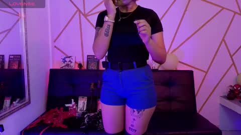 Snapshot of ise_lunny chatting on 4, 12, 2025 isabela online show from 4, 12, 2025