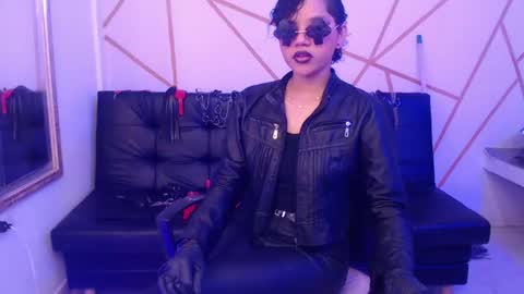 Snapshot of ise_lunny chatting on 20, 6, 2026 isabela online show from 20, 6, 2026