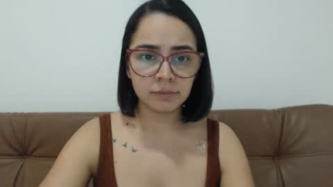 Emma online show from 8, 11, 2025