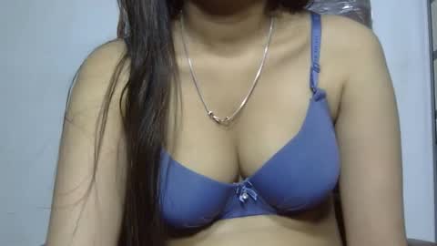 Snapshot of ishika_ishu chatting on 4, 3, 2026 ishika_ishu online show from 4, 3, 2026