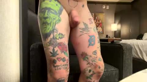 Snapshot of ishouldntbeonhereagain chatting on 17, 12, 2025 Daddy Master Master Daddy online show from 17, 12, 2025