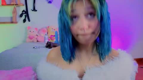 Isisjones18 online show from 12, 3, 2026