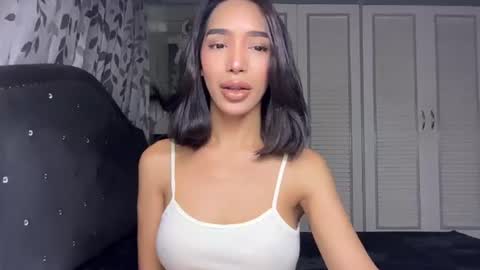 Snapshot of islabelle_ chatting on 8, 7, 2026 isla online show from 8, 7, 2026