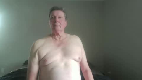 island625103 online show from 27, 9, 2025