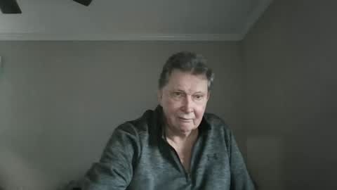 island625103 online show from 17, 3, 2026