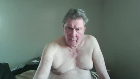 Snapshot of island625103 chatting on 5, 5, 2026 island625103 online show from 5, 5, 2026
