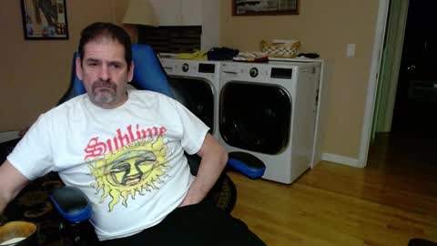 Snapshot of islandguy70 chatting on 27, 12, 2024 Jim online show from 27, 12, 2024