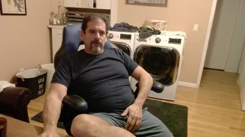 Snapshot of islandguy70 chatting on 9, 11, 2025 Jim online show from 9, 11, 2025