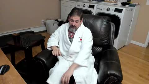 Snapshot of islandguy70 chatting on 4, 2, 2026 Jim online show from 4, 2, 2026