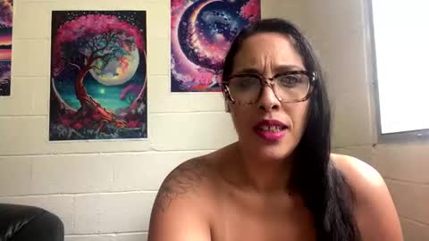 Snapshot of islandmilf777 chatting on 1, 4, 2026 BiancaRose online show from 1, 4, 2026
