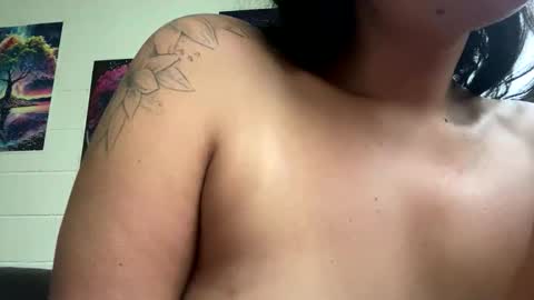 Snapshot of islandmilf777 chatting on 3, 4, 2026 BiancaRose online show from 3, 4, 2026