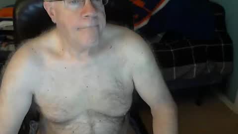 Snapshot of islesman22 chatting on 28, 12, 2024 islesman22 online show from 28, 12, 2024