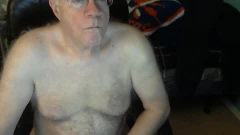 Snapshot of islesman22 chatting on 10, 2, 2025 islesman22 online show from 10, 2, 2025