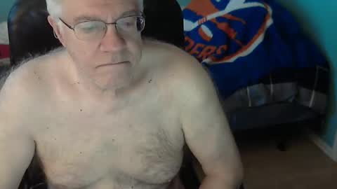 Snapshot of islesman22 chatting on 21, 9, 2025 islesman22 online show from 21, 9, 2025