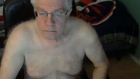 Snapshot of islesman22 chatting on 27, 9, 2025 islesman22 online show from 27, 9, 2025