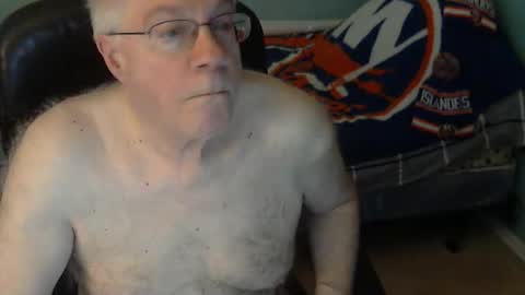 islesman22 online show from 5, 4, 2026