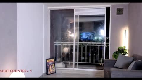 Julyane online show from 23, 11, 2025