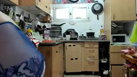 Marta online show from 9, 2, 2025