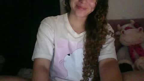 Snapshot of issa30213 chatting on 8, 5, 2026 Issa online show from 8, 5, 2026