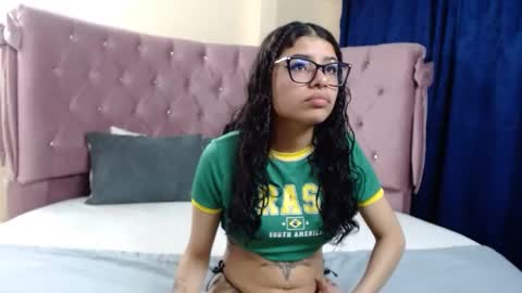 Snapshot of issaa_tyler chatting on 28, 4, 2026 Issa online show from 28, 4, 2026