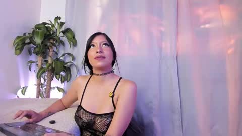 Snapshot of issaandneron_ chatting on 23, 9, 2025 Issa and Neron online show from 23, 9, 2025