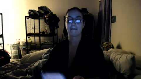 Bella Bloom online show from 22, 6, 2026