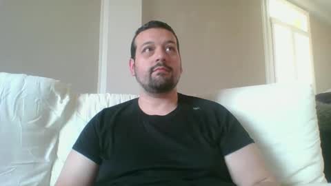 Snapshot of italianbigboy932 chatting on 17, 4, 2026 italianbigboy932 online show from 17, 4, 2026