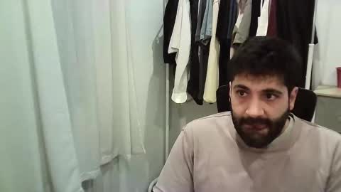 italianboybcn online show from 20, 11, 2025