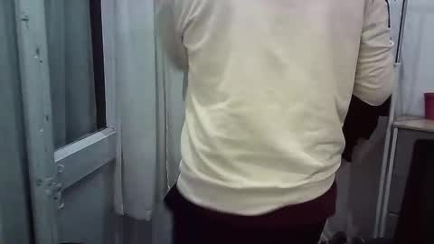 italianboybcn online show from 19, 12, 2025