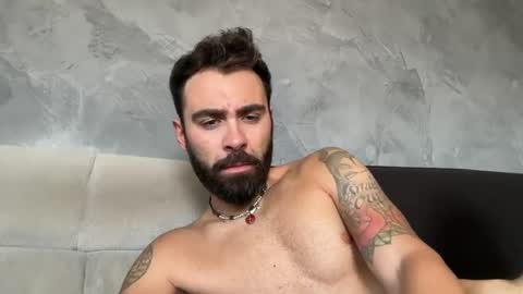 Snapshot of italianloverms chatting on 25, 6, 2026 italianloverms online show from 25, 6, 2026