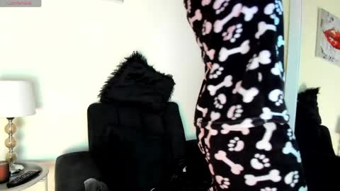 Angelica online show from 9, 4, 2026