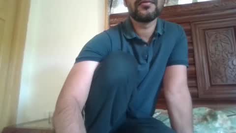 its_me_2323 online show from 10, 4, 2026