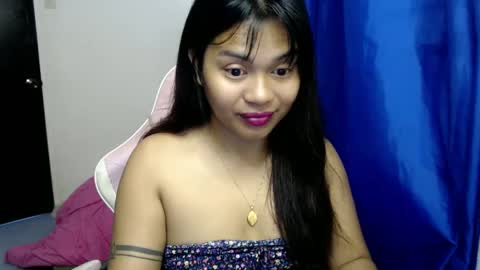 Snapshot of its_me_mia chatting on 4, 3, 2025 Its me mia online show from 4, 3, 2025