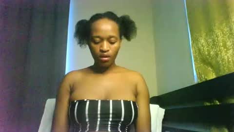 Snapshot of its_natasha chatting on 5, 3, 2025 its_natasha online show from 5, 3, 2025