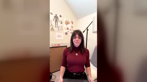 Snapshot of itschloelaurent chatting on 3, 5, 2026 itschloelaurent online show from 3, 5, 2026