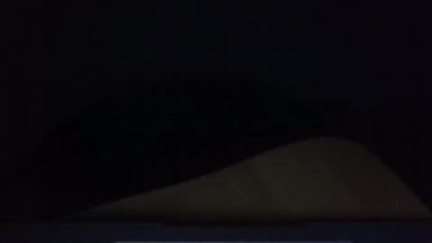 itsjustavibeouthere online show from 20, 4, 2026