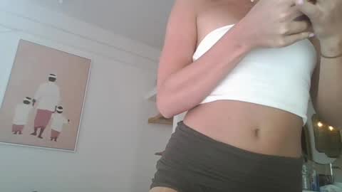 Snapshot of itskatarina chatting on 6, 5, 2026 katarina online show from 6, 5, 2026