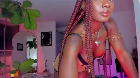 Snapshot of itslau_ chatting on 19, 3, 2026 lau online show from 19, 3, 2026