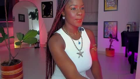 Snapshot of itslau_ chatting on 30, 3, 2026 lau online show from 30, 3, 2026