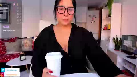 Itsmedannax   online show from 10, 1, 2026