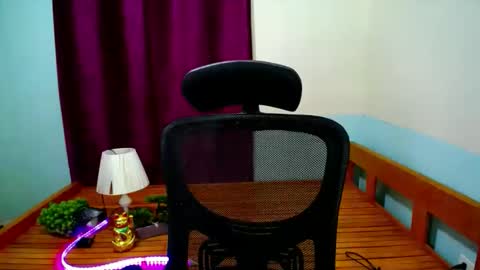 itsmeloveypinay online show from 7, 11, 2025