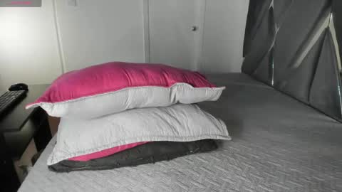 Snapshot of itsmoon_swt_ chatting on 14, 4, 2026 Moon online show from 14, 4, 2026