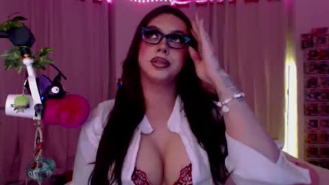Snapshot of itsnickibabyy chatting on 9, 1, 2026 Nicki Foxx online show from 9, 1, 2026