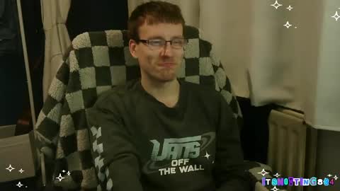 Snapshot of itsnotting834 chatting on 8, 4, 2026 online show from 8, 4, 2026