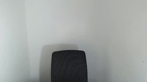 itsurgil_kloeh online show from 15, 11, 2025