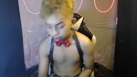 Snapshot of itsyourcummerboy_xx chatting on 13, 4, 2026 Kyle online show from 13, 4, 2026